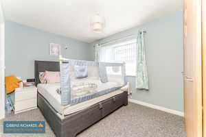 Bedroom- click for photo gallery